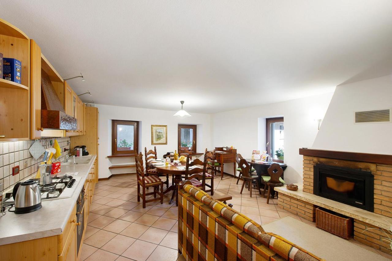 Alla Meridiana Bard Exterior photo